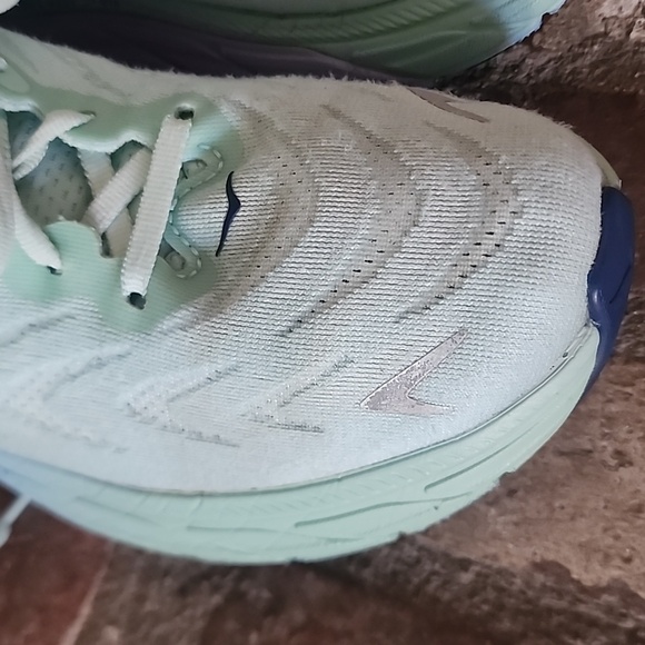 Hoka Arahi 6 Pastel Mint and Lavender Running Shoes - Picture 7 of 15